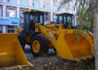 Фронтальный погрузчик LW300FN